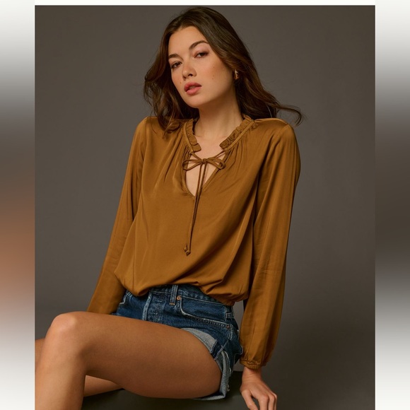 EUC cloth & stone silky blouse - Picture 13 of 13